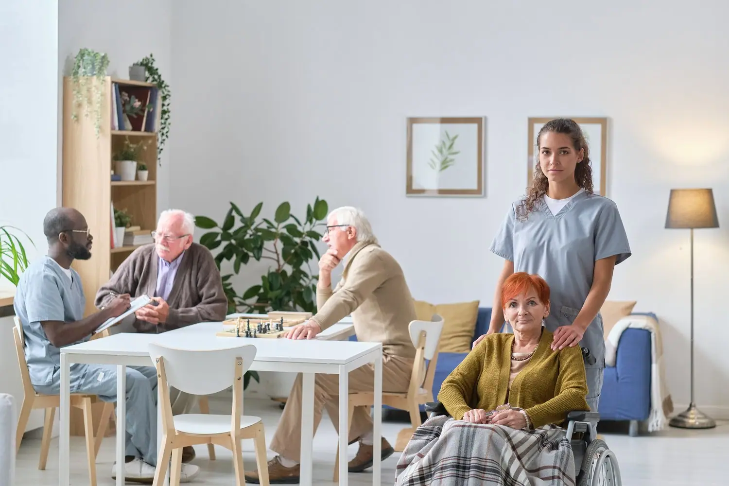Jak zaprojektować ergonomiczną przestrzeń dla seniora